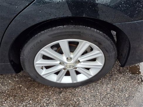 Used 2012 Toyota Camry XLE image 36