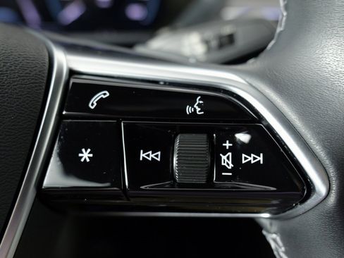 Used 2023 Audi e-tron Prestige w/ Prestige Package image 50