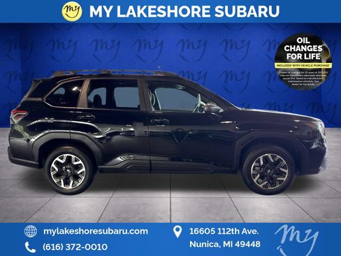 Certified 2025 Subaru Forester Premium AWD/4WD image 12