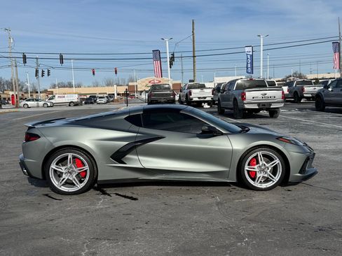 Used 2022 Chevrolet Corvette Stingray image 12