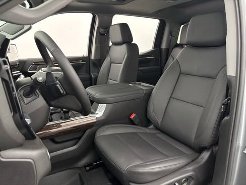 New 2026 GMC Sierra 1500 Elevation w/ Elevation Premium Package AWD/4WD image 18