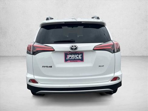 Used 2016 Toyota RAV4 XLE image 6