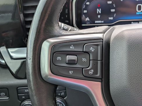 Certified 2022 Chevrolet Silverado 1500 LT AWD/4WD image 17