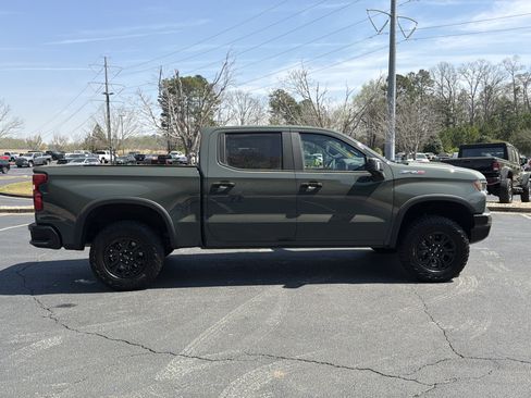 Used 2025 Chevrolet Silverado 1500 ZR2 w/ Technology Package image 4