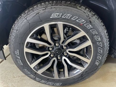 Used 2026 RAM 1500 Limited AWD/4WD image 11