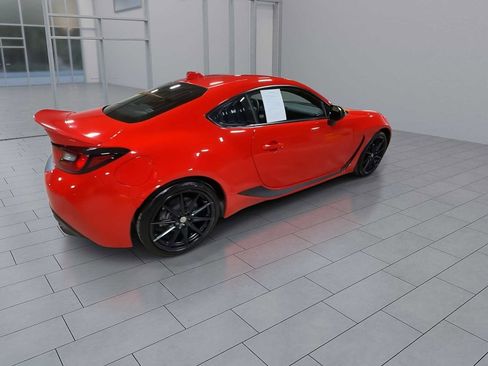 Certified 2023 Toyota GR86 Premium image 8