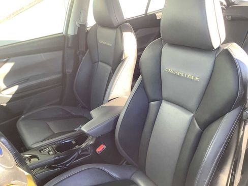 Used 2021 Subaru Crosstrek 2.5i Sport w/ Moonroof Package image 11