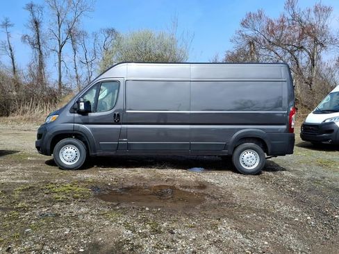 New 2026 RAM ProMaster 2500 w/ Safety Group FWD image 8