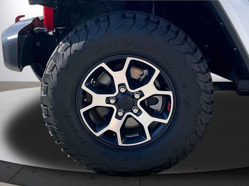 Certified 2022 Jeep Wrangler Unlimited Rubicon w/ LED Lighting Group image 33