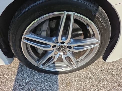 Used 2019 Mercedes-Benz E 450 Coupe image 11