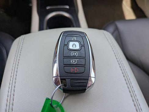Used 2019 Lincoln MKC Select w/ Select Plus Package FWD image 29