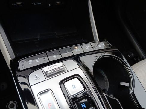 Used 2022 Hyundai Tucson Limited image 23