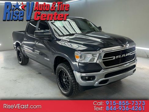 Used 2019 RAM 1500 Big Horn RWD image 1