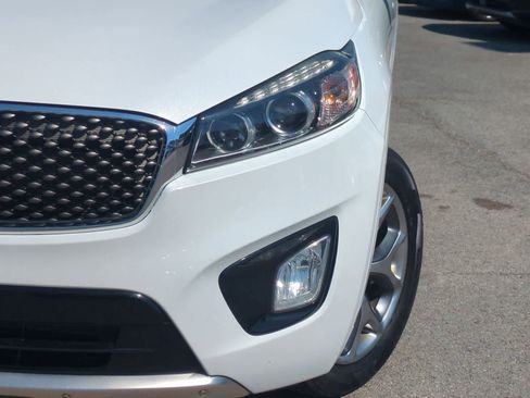Used 2017 Kia Sorento SX AWD/4WD image 11
