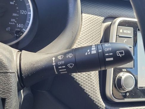 Used 2024 Nissan Kicks S w/ Interior Electronics Package FWD image 17