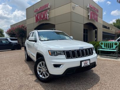 Used 2021 Jeep Grand Cherokee Laredo