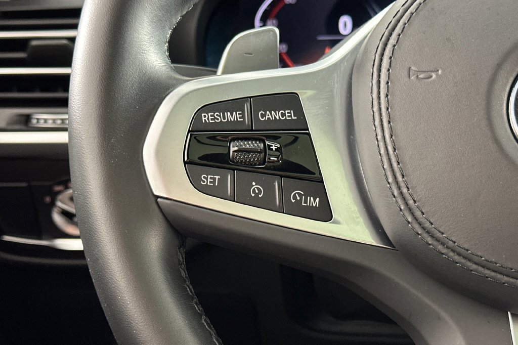 Used 2024 BMW X4 xDrive30i w/ M Sport Package AWD/4WD image 30
