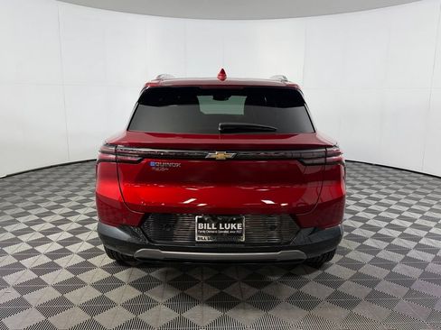 Used 2024 Chevrolet Equinox EV LT FWD image 8