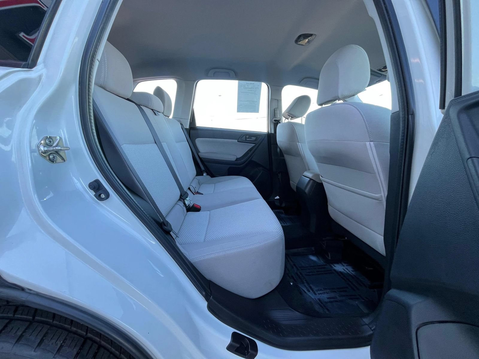 Used 2017 Subaru Forester 2.5i AWD/4WD image 36
