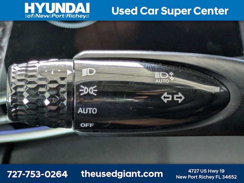 Certified 2023 Hyundai Elantra Limited w/ Cargo Package FWD image 32