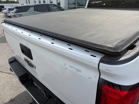 Used 2015 Chevrolet Silverado 2500 LT w/ LT Fleet Convenience Package AWD/4WD image 21