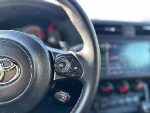 Used 2025 Toyota GR86 Hakone Edition image 8