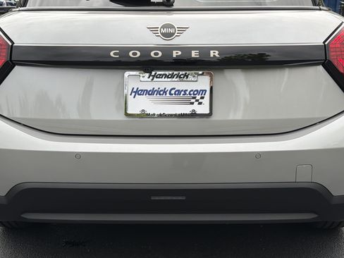 New 2026 MINI Cooper 4-Door Hardtop FWD image 42