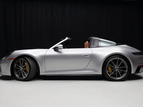 Used 2024 Porsche 911 Targa 4S image 24