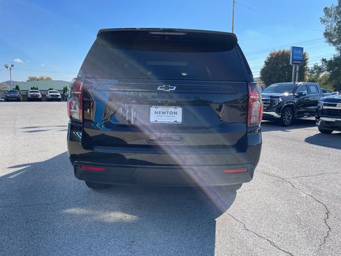 Used 2023 Chevrolet Suburban Z71 w/ Luxury Package image 58
