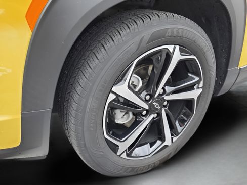 Used 2023 Chevrolet TrailBlazer RS w/ Convenience Package FWD image 30