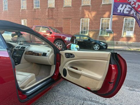Used 2014 Jaguar XK Convertible RWD image 12