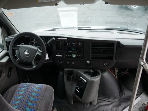 Used 2014 Chevrolet Express 4500 w/ Shuttle Bus Package RWD image 3