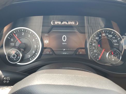 Used 2025 RAM 1500 Laramie AWD/4WD image 22