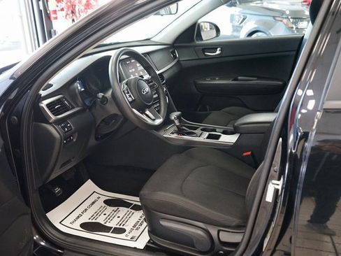 Used 2020 Kia Optima LX image 23