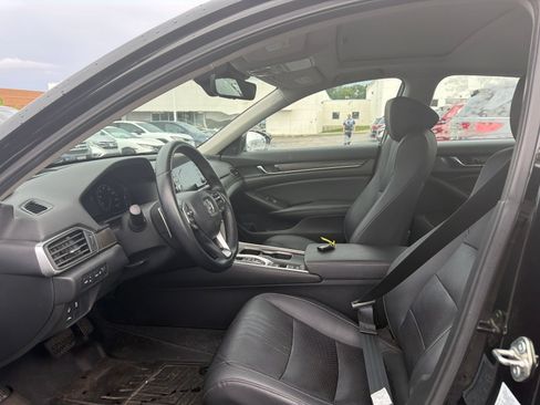 Used 2019 Honda Accord Touring image 27