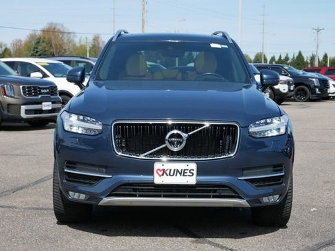 Used 2019 Volvo XC90 T6 Momentum w/ Advanced Package AWD/4WD image 2