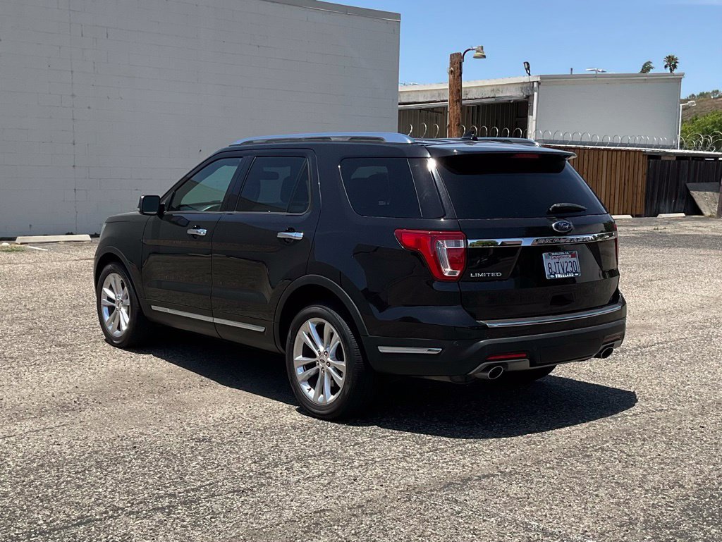 Used 2019 Ford Explorer Limited w/ Class III Trailer Tow Package FWD image 4