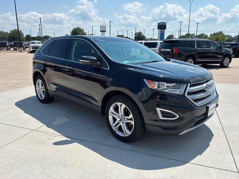 Used 2018 Ford Edge Titanium AWD/4WD image 7