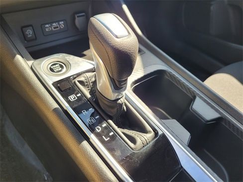 New 2025 Nissan Sentra SV image 10