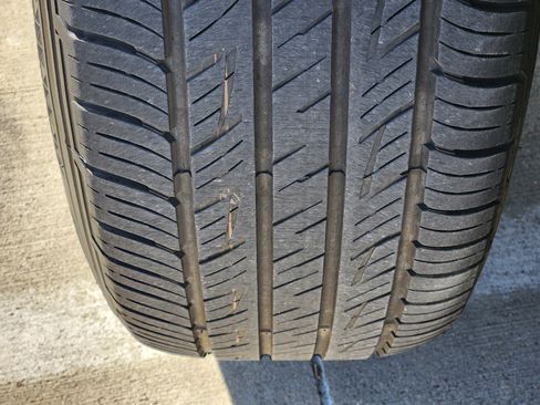 Used 2025 Nissan Pathfinder SV w/ SV Premium Package image 15