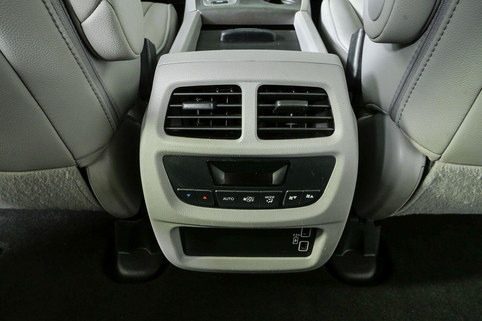 Used 2019 Honda Pilot EX-L image 18