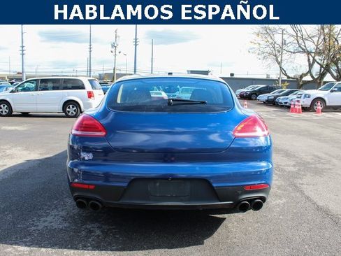 Used 2015 Porsche Panamera 4 image 4