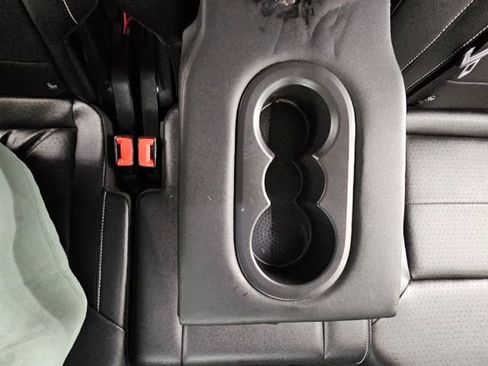 Used 2021 Volkswagen Atlas SE image 36