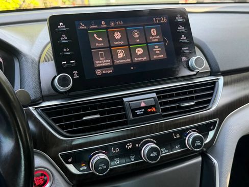 Used 2018 Honda Accord EX-L image 25