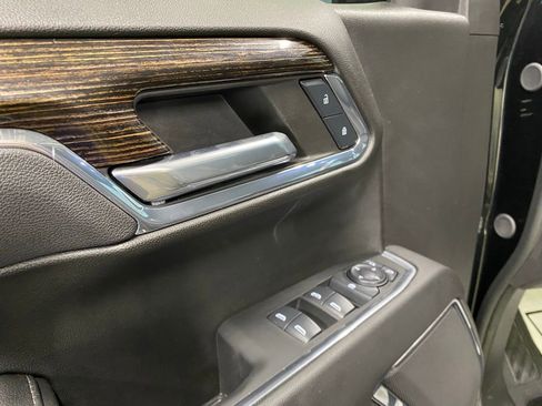 Used 2024 GMC Sierra 1500 Elevation image 33