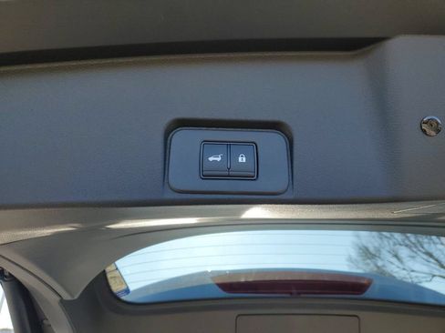 New 2026 Nissan Rogue Platinum w/ Platinum Premium Package AWD/4WD image 8