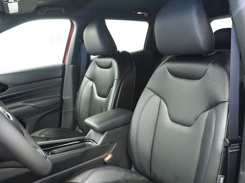 New 2026 Jeep Compass Limited image 32