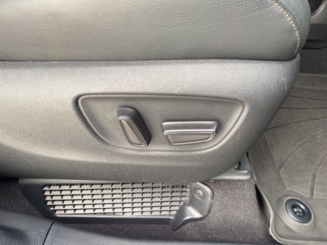 Certified 2025 Toyota Sienna Limited AWD/4WD image 22