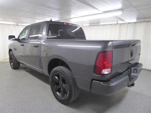 Used 2019 RAM 1500 Express w/ Express Value Package AWD/4WD image 4