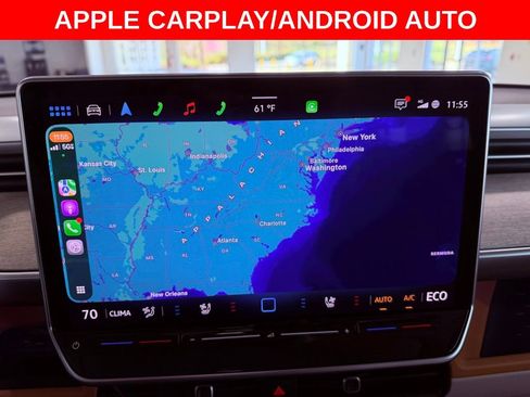 Used 2025 Volkswagen ID. Buzz 1st Edition image 11